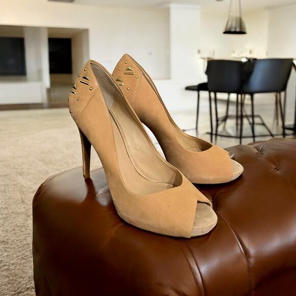 Gianni Bini Brown Suede Leather Gold Studded Peep Toe Platform Stiletto Heels 10 - Picture 1 of 6